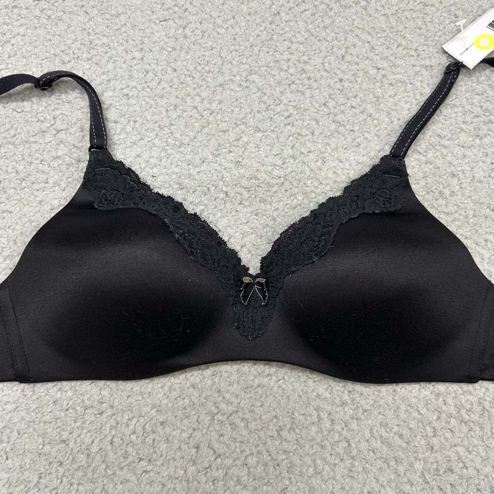 Maidenform Bra 34A Wireless Bra 09456 Comfort Devotion Lightly Lined Black Lace